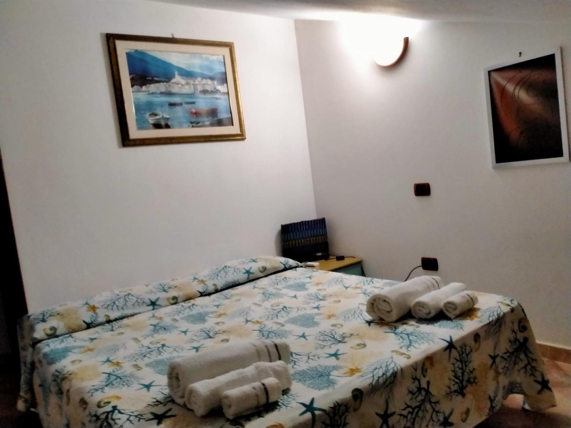 Apartament Le Rose Olmedo Zewnętrze zdjęcie